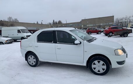 Renault Logan I, 2013 год, 625 000 рублей, 3 фотография