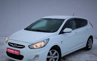 Hyundai Solaris II рестайлинг, 2012 год, 810 000 рублей, 1 фотография