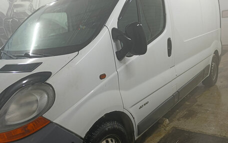 Renault Trafic, 2005 год, 820 000 рублей, 4 фотография