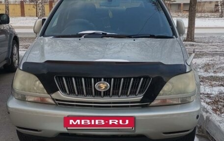 Toyota Harrier, 2002 год, 1 100 000 рублей, 7 фотография