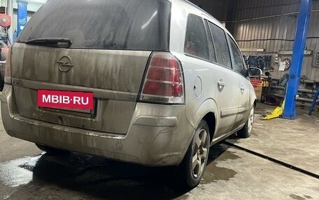 Opel Zafira B, 2006 год, 680 000 рублей, 3 фотография