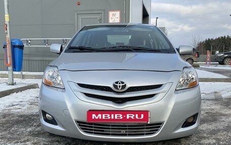 Toyota Yaris III рестайлинг, 2008 год, 1 000 000 рублей, 4 фотография