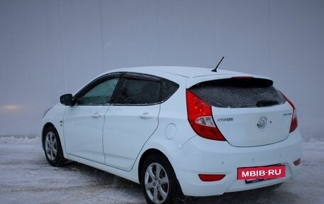 Hyundai Solaris II рестайлинг, 2012 год, 810 000 рублей, 5 фотография