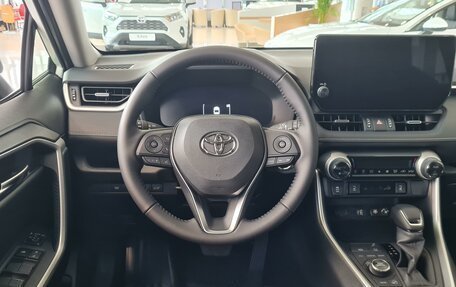 Toyota RAV4, 2023 год, 5 750 000 рублей, 4 фотография