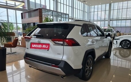 Toyota RAV4, 2023 год, 5 750 000 рублей, 19 фотография