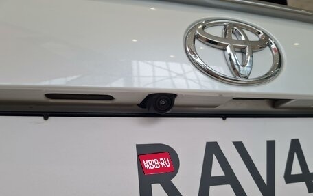 Toyota RAV4, 2023 год, 5 750 000 рублей, 23 фотография