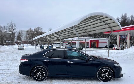 Toyota Camry, 2018 год, 3 100 000 рублей, 5 фотография