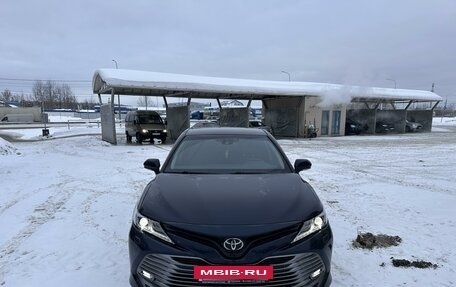 Toyota Camry, 2018 год, 3 100 000 рублей, 3 фотография