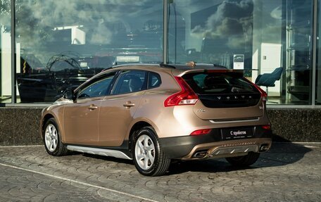 Volvo V40 Cross Country I, 2013 год, 1 589 000 рублей, 8 фотография