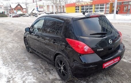 Nissan Tiida, 2011 год, 890 000 рублей, 10 фотография