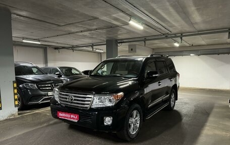 Toyota Land Cruiser 200, 2012 год, 7 750 000 рублей, 1 фотография