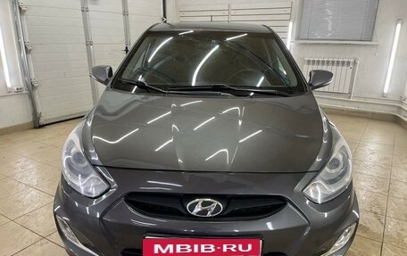 Hyundai Solaris II рестайлинг, 2012 год, 985 000 рублей, 7 фотография