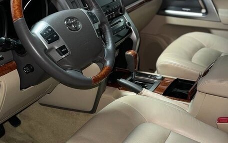 Toyota Land Cruiser 200, 2012 год, 7 750 000 рублей, 16 фотография