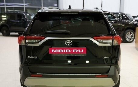 Toyota RAV4, 2024 год, 6 300 000 рублей, 7 фотография