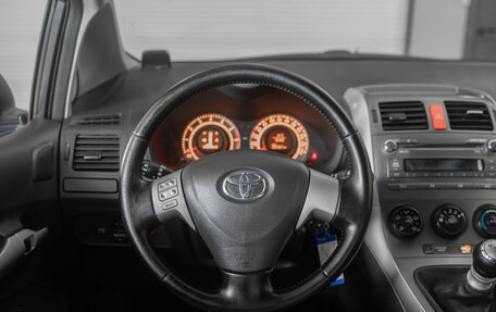 Toyota Auris II, 2009 год, 690 000 рублей, 13 фотография