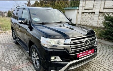 Toyota Land Cruiser 200, 2011 год, 3 400 000 рублей, 2 фотография