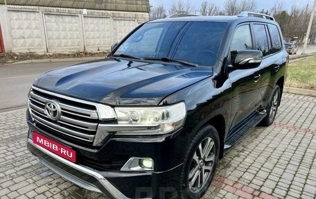 Toyota Land Cruiser 200, 2011 год, 3 400 000 рублей, 3 фотография