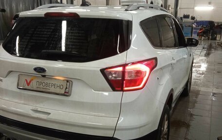 Ford Kuga III, 2017 год, 1 644 000 рублей, 3 фотография