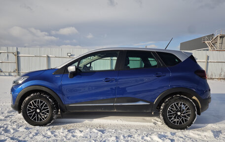 Renault Kaptur I рестайлинг, 2020 год, 1 900 000 рублей, 2 фотография