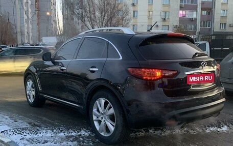 Infiniti QX70, 2017 год, 3 050 000 рублей, 4 фотография