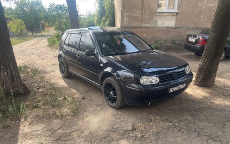 Volkswagen Golf IV, 2000 год, 300 000 рублей, 9 фотография