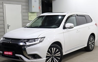 Mitsubishi Outlander III рестайлинг 3, 2022 год, 2 690 000 рублей, 1 фотография