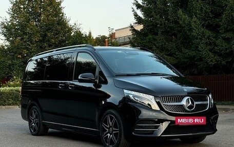 Mercedes-Benz V-Класс, 2021 год, 15 900 000 рублей, 13 фотография