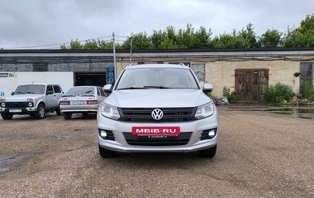 Volkswagen Tiguan I, 2011 год, 1 450 000 рублей, 2 фотография