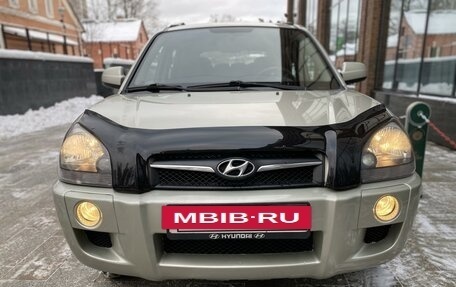 Hyundai Tucson III, 2008 год, 865 000 рублей, 2 фотография