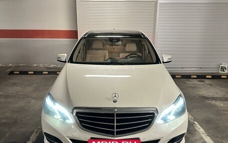 Mercedes-Benz E-Класс, 2013 год, 2 400 000 рублей, 2 фотография