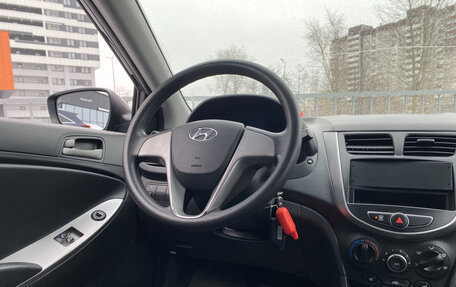 Hyundai Solaris II рестайлинг, 2015 год, 799 000 рублей, 17 фотография