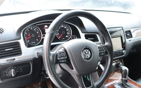 Volkswagen Touareg III, 2013 год, 2 249 000 рублей, 13 фотография