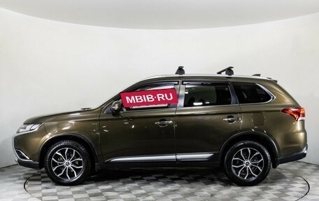 Mitsubishi Outlander III рестайлинг 3, 2017 год, 2 849 000 рублей, 8 фотография