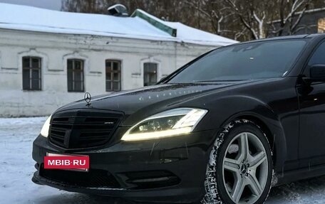 Mercedes-Benz S-Класс, 2010 год, 2 400 000 рублей, 2 фотография