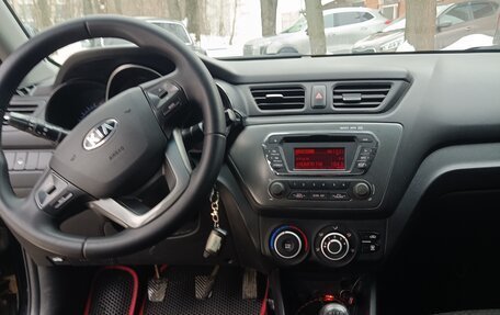 KIA Rio III рестайлинг, 2013 год, 780 000 рублей, 6 фотография