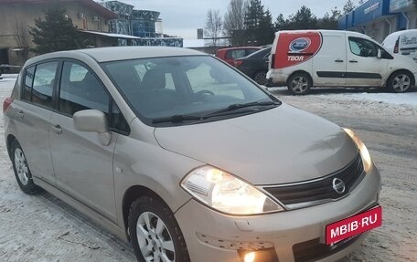 Nissan Tiida, 2010 год, 820 000 рублей, 10 фотография