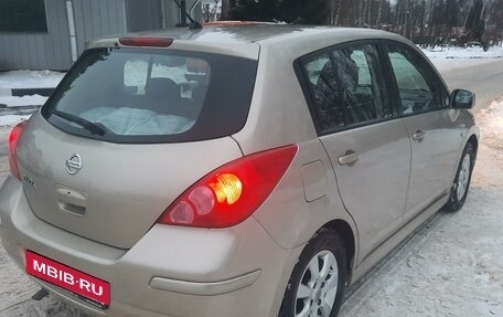 Nissan Tiida, 2010 год, 820 000 рублей, 16 фотография