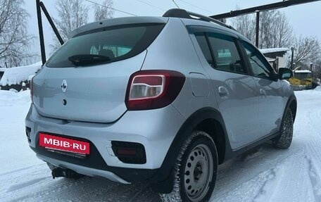 Renault Sandero II рестайлинг, 2015 год, 980 000 рублей, 15 фотография