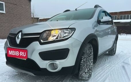 Renault Sandero II рестайлинг, 2015 год, 980 000 рублей, 22 фотография