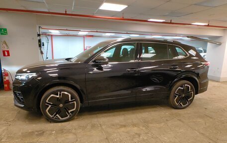 Volkswagen Tiguan, 2024 год, 5 700 000 рублей, 3 фотография