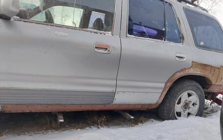 KIA Sportage IV рестайлинг, 2003 год, 160 000 рублей, 3 фотография