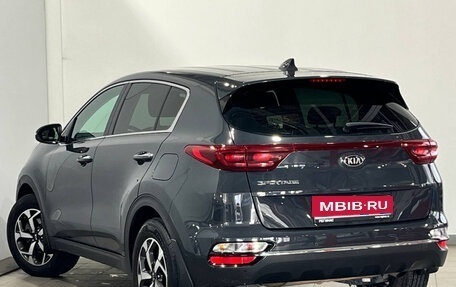 KIA Sportage IV рестайлинг, 2020 год, 1 892 000 рублей, 6 фотография