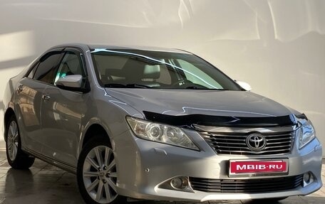 Toyota Camry, 2013 год, 1 780 000 рублей, 3 фотография