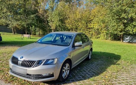 Skoda Octavia, 2017 год, 1 350 000 рублей, 10 фотография