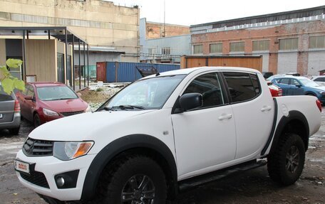 Mitsubishi L200 IV рестайлинг, 2012 год, 1 290 000 рублей, 7 фотография