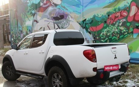 Mitsubishi L200 IV рестайлинг, 2012 год, 1 290 000 рублей, 5 фотография