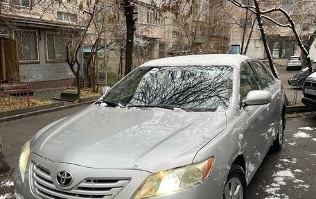 Toyota Camry, 2008 год, 1 550 000 рублей, 3 фотография