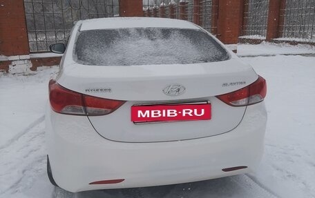 Hyundai Elantra V, 2012 год, 950 000 рублей, 4 фотография