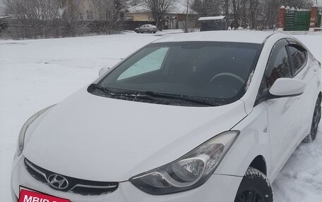 Hyundai Elantra V, 2012 год, 950 000 рублей, 5 фотография