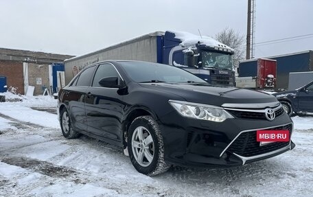 Toyota Camry, 2015 год, 2 250 000 рублей, 2 фотография